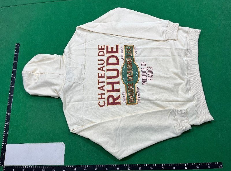  Rhude hoodie  (37 CP)