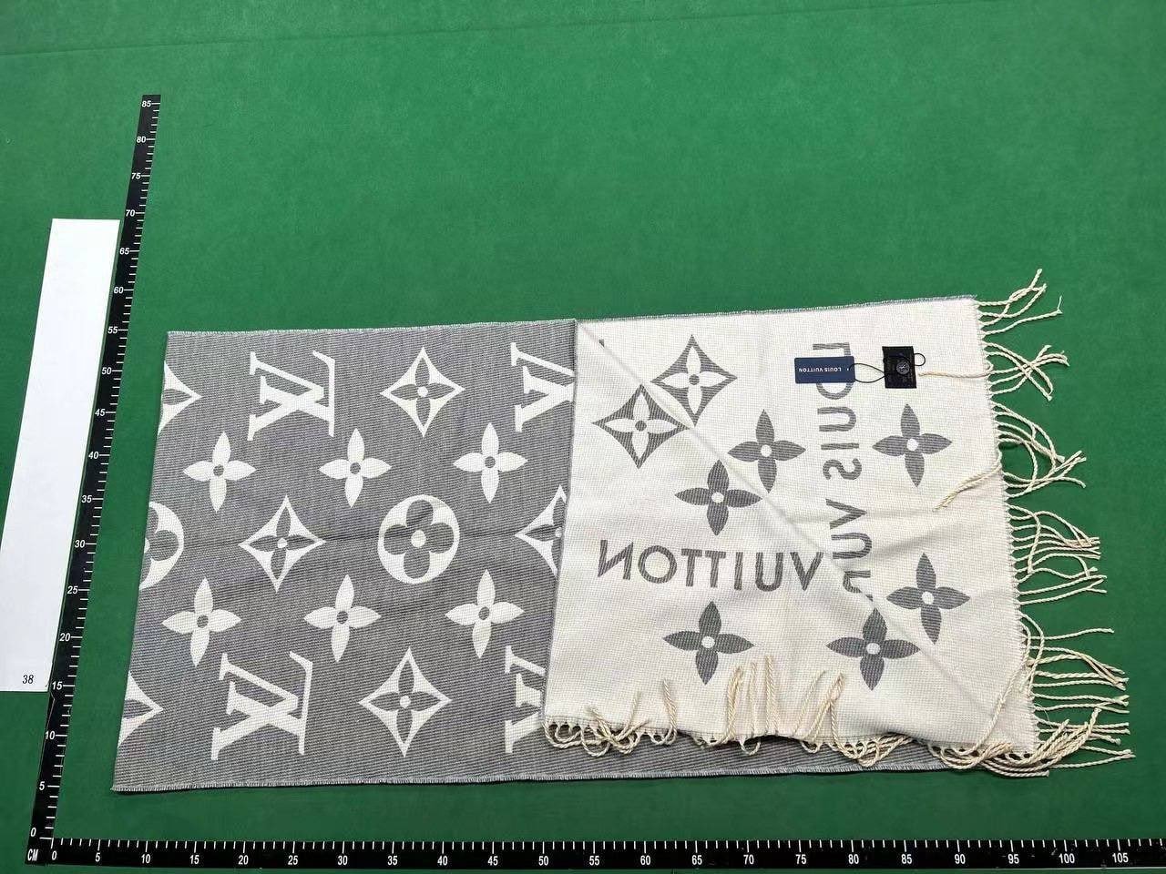 Burberry/LV/Fendi  Scarf（20+ style）