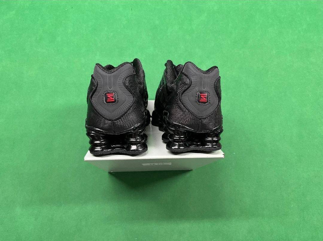 Article:nike shox tl