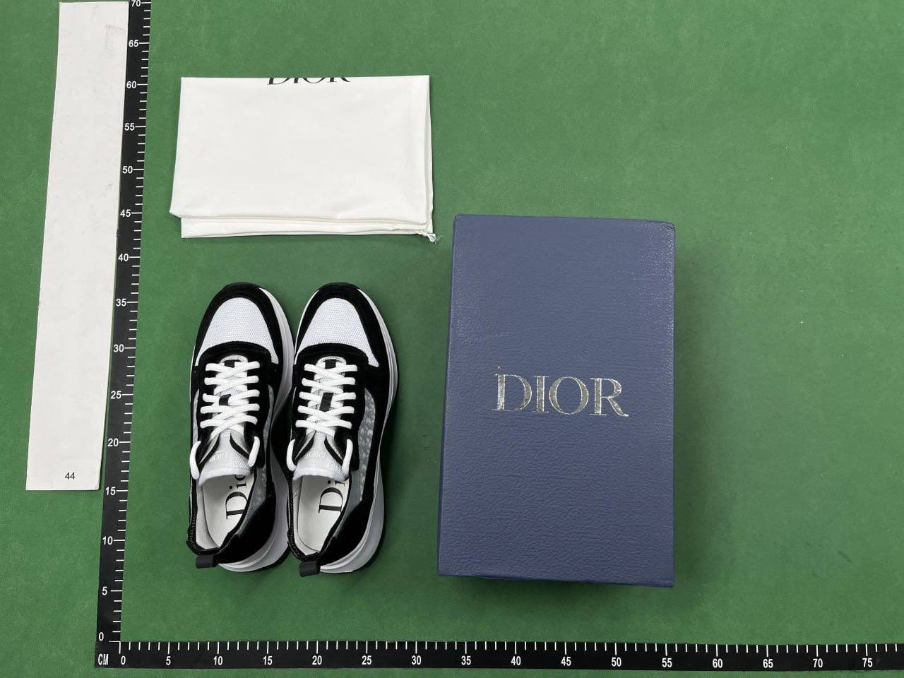   DIOR B25 B30