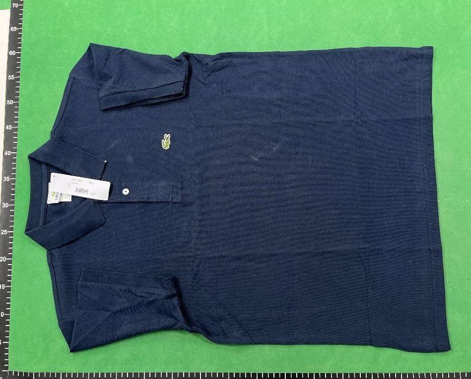   Lacoste polo