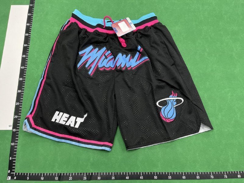   Miami Shorts   (TOP 40 style)
