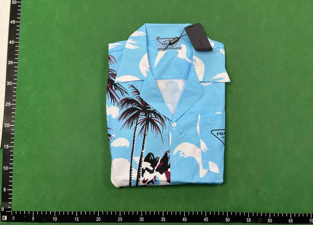  Prada shirt （25+）