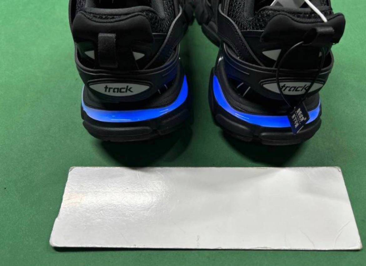  Balenciaga track led