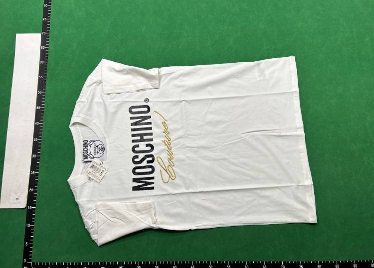 Burberry/Moschino/Amiparis T-shirt（40 style TOP）