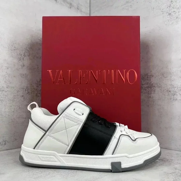  Valentino Shoes