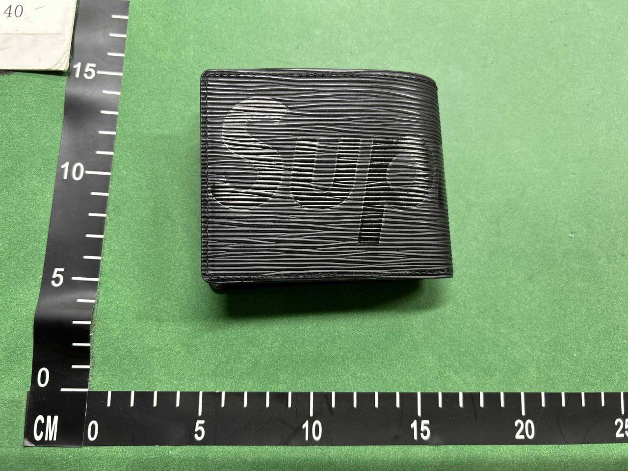  Louis Vuitton Supreme wallet（TOP1：1）