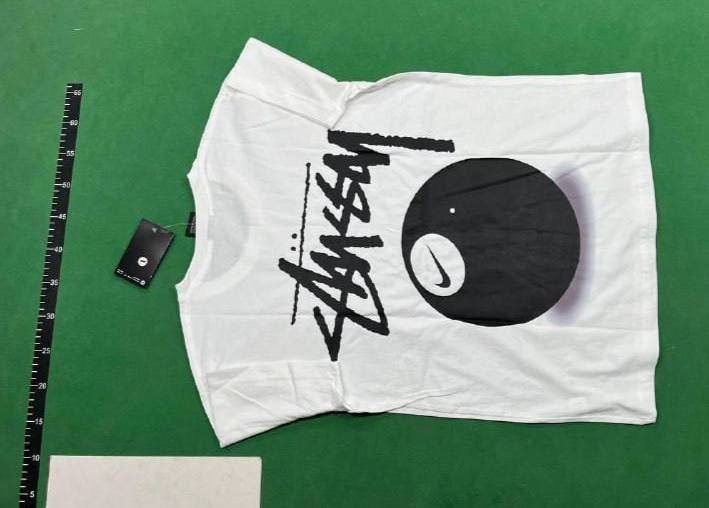  Stussy tee