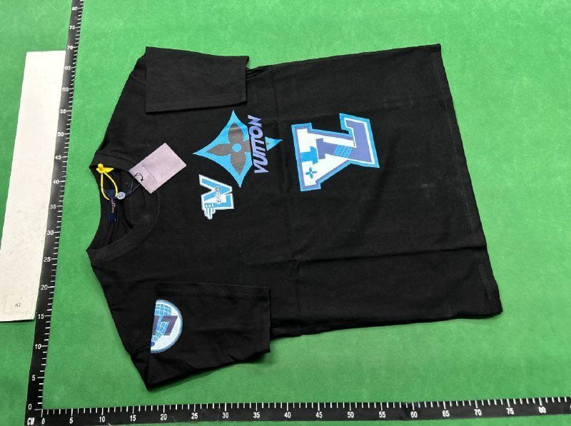 Louis Vuitton Tee