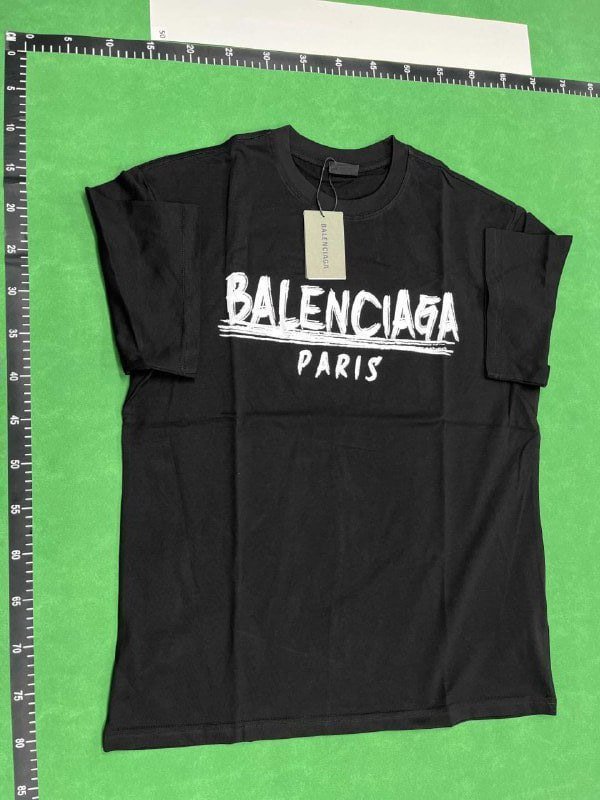  Balenciaga T-shirt