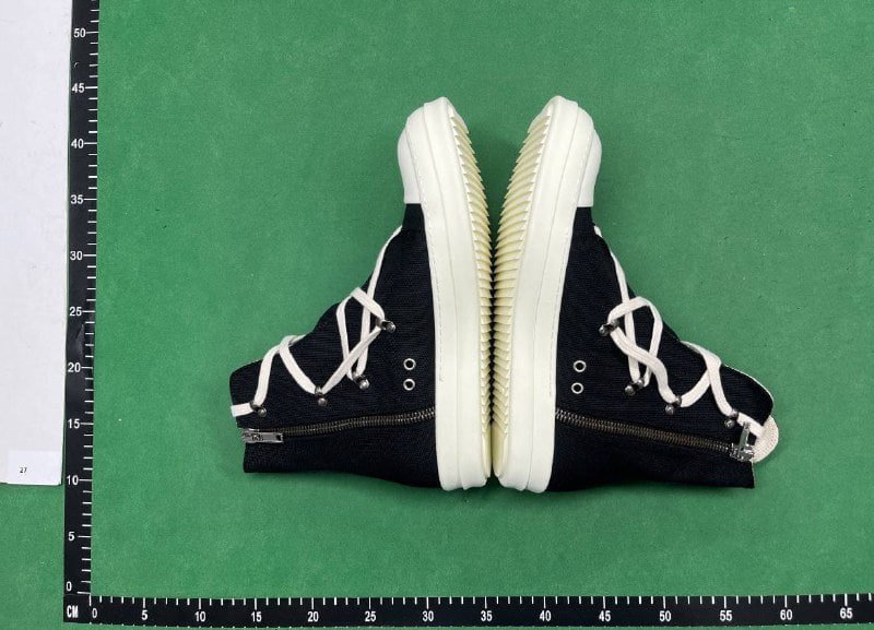 Rick on shoes   (40 CP)