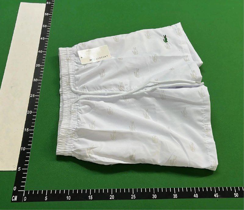 Lacoste shorts（40 STYLE TOP）