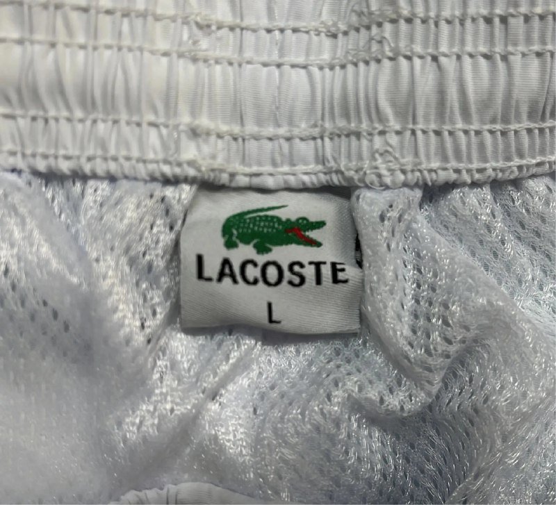 Lacoste shorts（40 STYLE TOP）