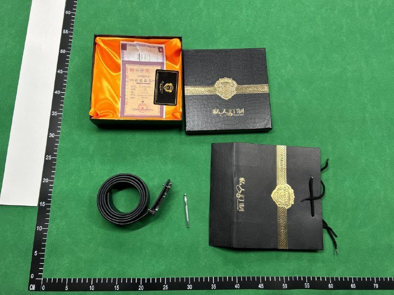 Gucci  AMIRI Hermes, LV, Burberry belt