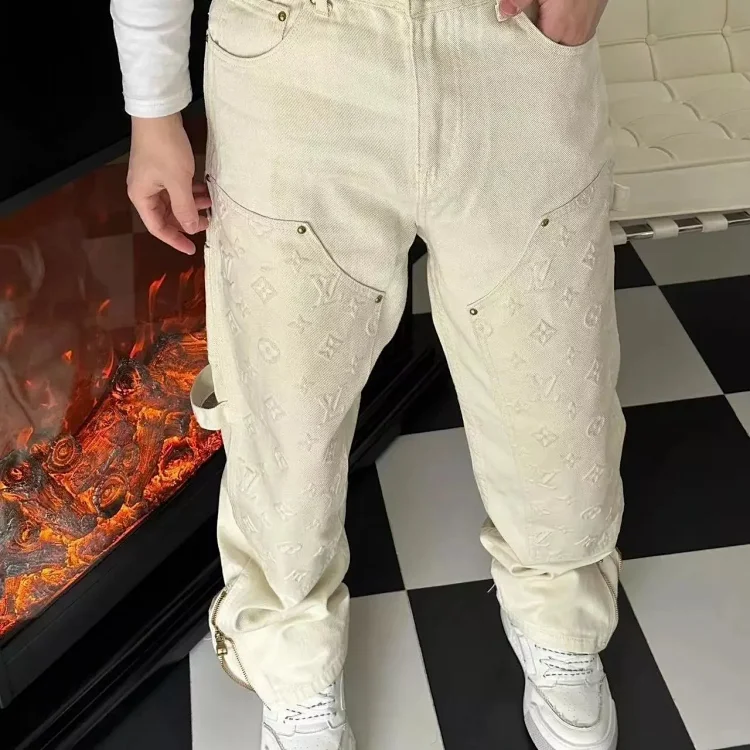 LV Louis Vuitton  je