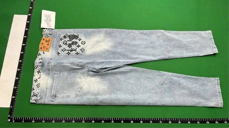 LV low-rise jeans（39 STYLE TOP）