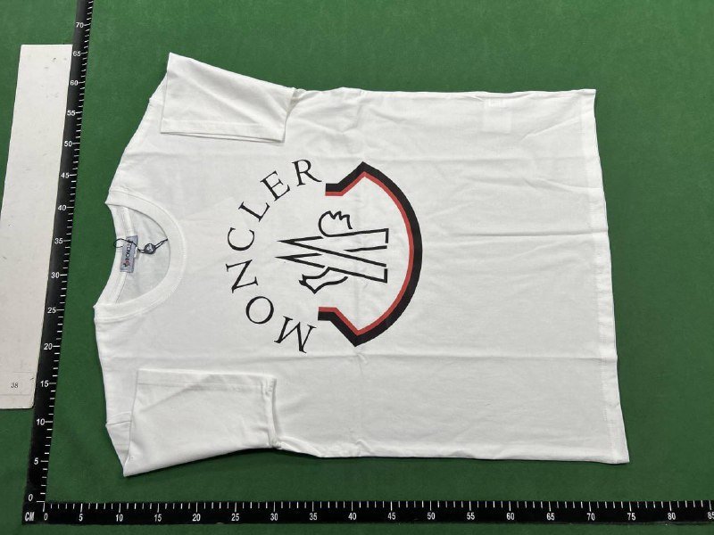 Moncler t-shirt