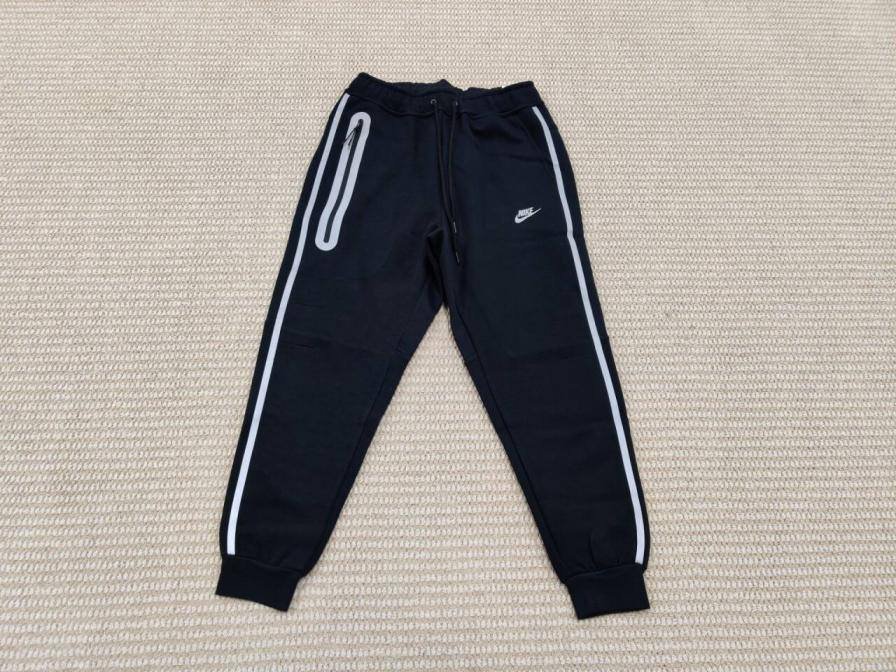 Nike Tech Fleece Reflective