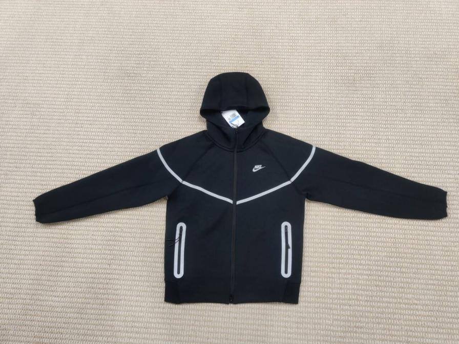 Nike Tech Fleece Reflective