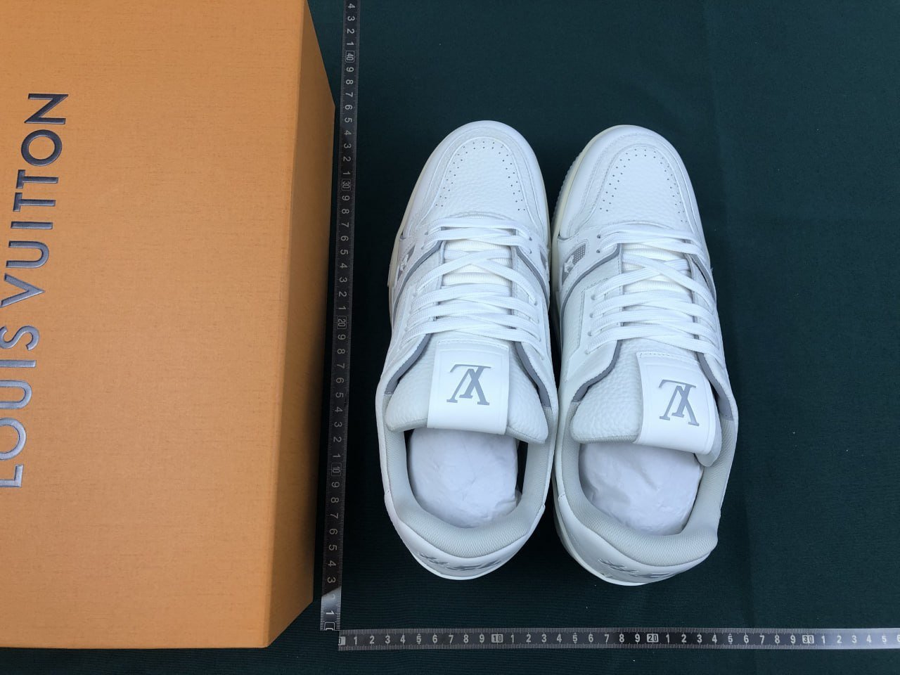 LV shoes  [OG Batch] TRA*N*R